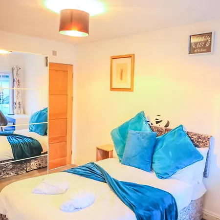 Contractors Long & Short Near Centre By Altoluxoexperience Short Lets & Serviced With Free Parking & Wifi * Bristol