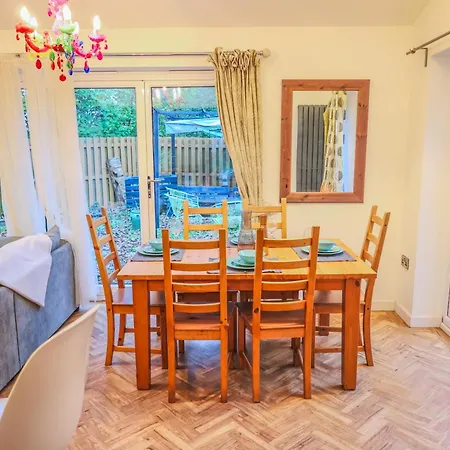 Contractors Long & Short Near Centre By Altoluxoexperience Short Lets & Serviced With Free Parking & Wifi * בריסטול