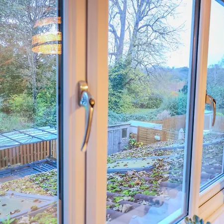 Holiday home Contractors Long & Short Near Centre By Altoluxoexperience Short Lets & Serviced With Free Parking & Wifi
