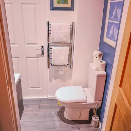 Contractors Long & Short Near Centre By Altoluxoexperience Short Lets & Serviced With Free Parking & Wifi *