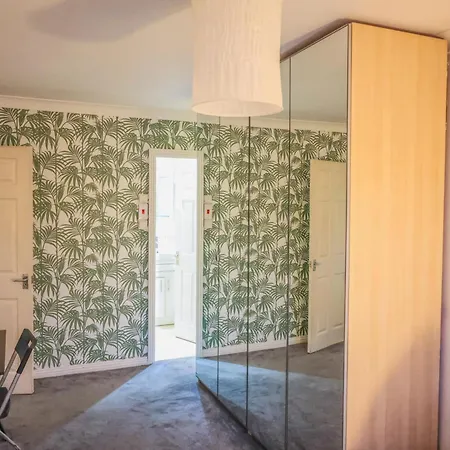 Contractors Long & Short Near Centre By Altoluxoexperience Short Lets & Serviced With Free Parking & Wifi Bristol