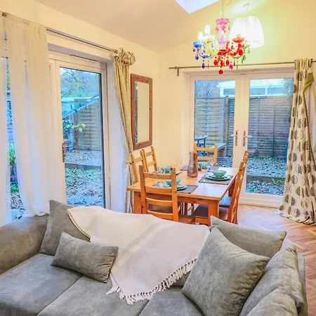 Contractors Long & Short Near Centre By Altoluxoexperience Short Lets & Serviced With Free Parking & Wifi Bristol