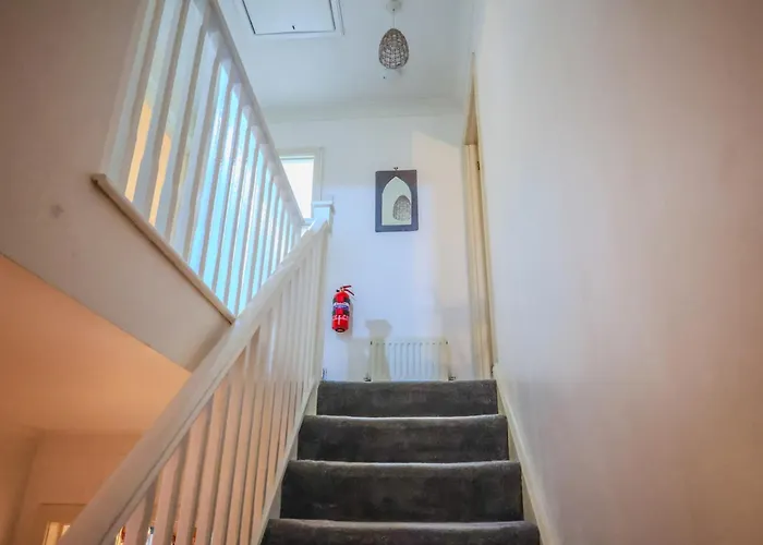 Contractors Long & Short Near Centre By Altoluxoexperience Short Lets & Serviced With Free Parking & Wifi