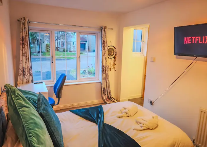 Contractors Long & Short Near Centre By Altoluxoexperience Short Lets & Serviced With Free Parking & Wifi *