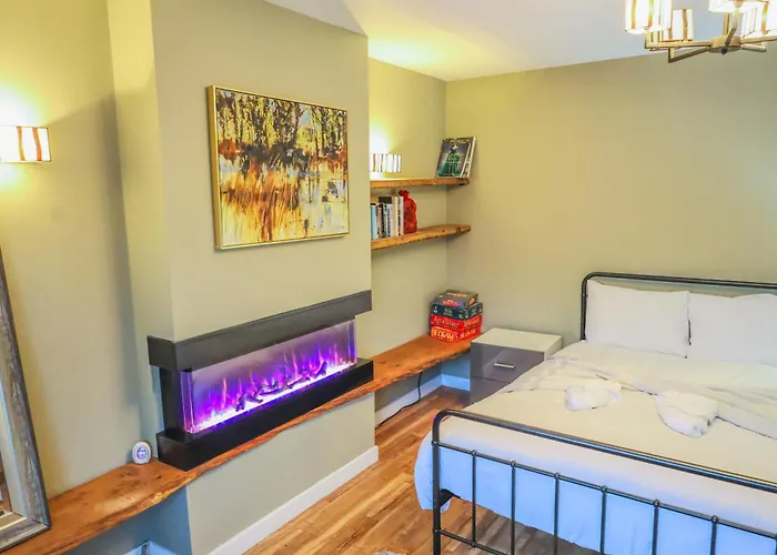 Contractors Long & Short Near Centre By Altoluxoexperience Short Lets & Serviced With Free Parking & Wifi Bristol