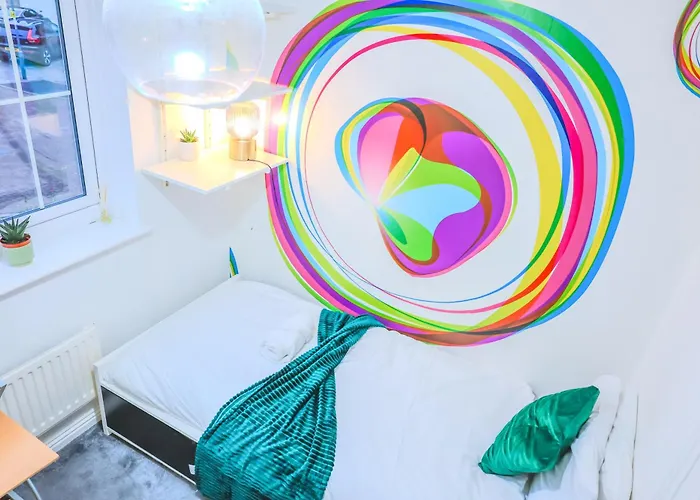 Holiday home Contractors Long & Short Near Centre By Altoluxoexperience Short Lets & Serviced With Free Parking & Wifi Bristol