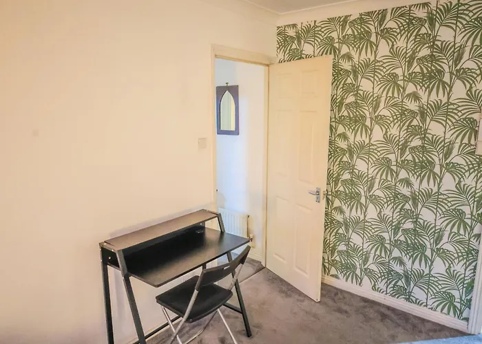 Holiday home Contractors Long & Short Near Centre By Altoluxoexperience Short Lets & Serviced With Free Parking & Wifi Bristol