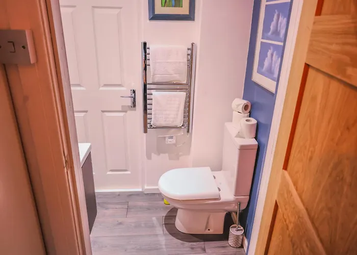 Contractors Long & Short Near Centre By Altoluxoexperience Short Lets & Serviced With Free Parking & Wifi *