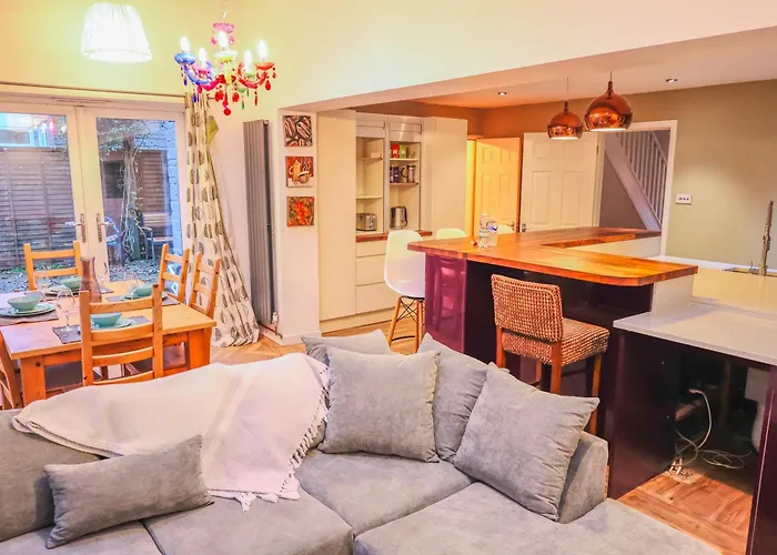 Contractors Long & Short Near Centre By Altoluxoexperience Short Lets & Serviced With Free Parking & Wifi * Bristol