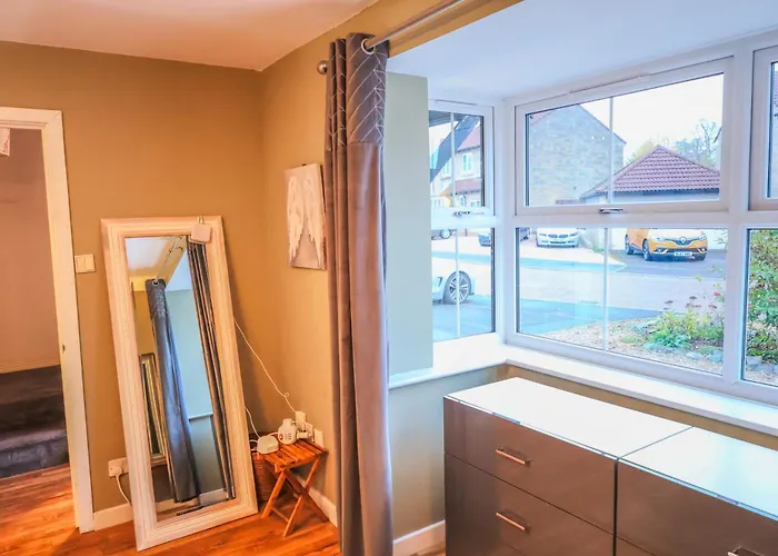 Contractors Long & Short Near Centre By Altoluxoexperience Short Lets & Serviced With Free Parking & Wifi Holiday home Bristol