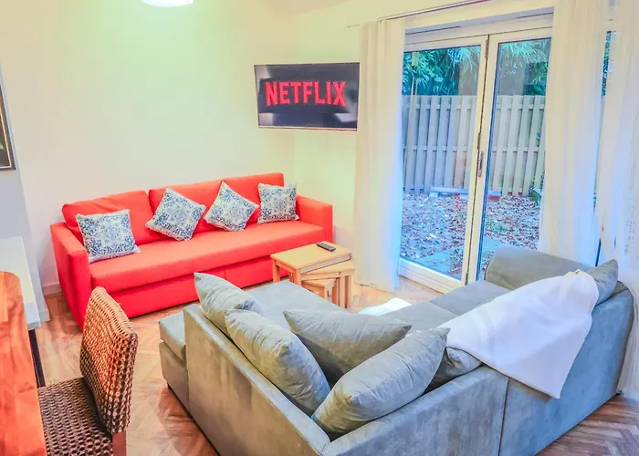 Holiday home Contractors Long & Short Near Centre By Altoluxoexperience Short Lets & Serviced With Free Parking & Wifi Bristol