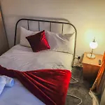 Contractors Long & Short Near Centre By Altoluxoexperience Short Lets & Serviced With Free Parking & Wifi * Бристоль