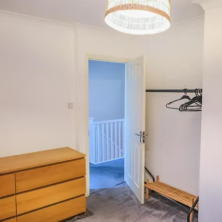 Contractors Long & Short Near Centre By Altoluxoexperience Short Lets & Serviced With Free Parking & Wifi Casa de Férias *