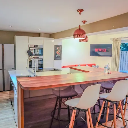 Contractors Long & Short Near Centre By Altoluxoexperience Short Lets & Serviced With Free Parking & Wifi Casa de Férias Bristol